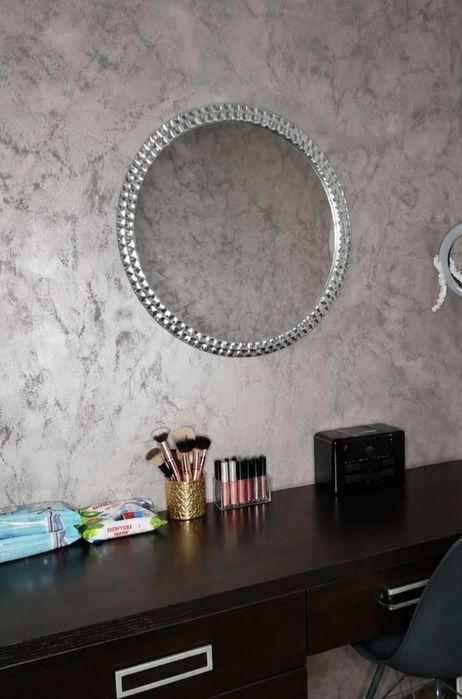 Vând apartament Podul de piatra