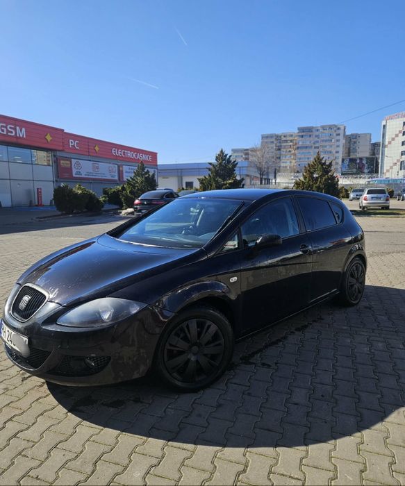 Vand mașina seeat leon