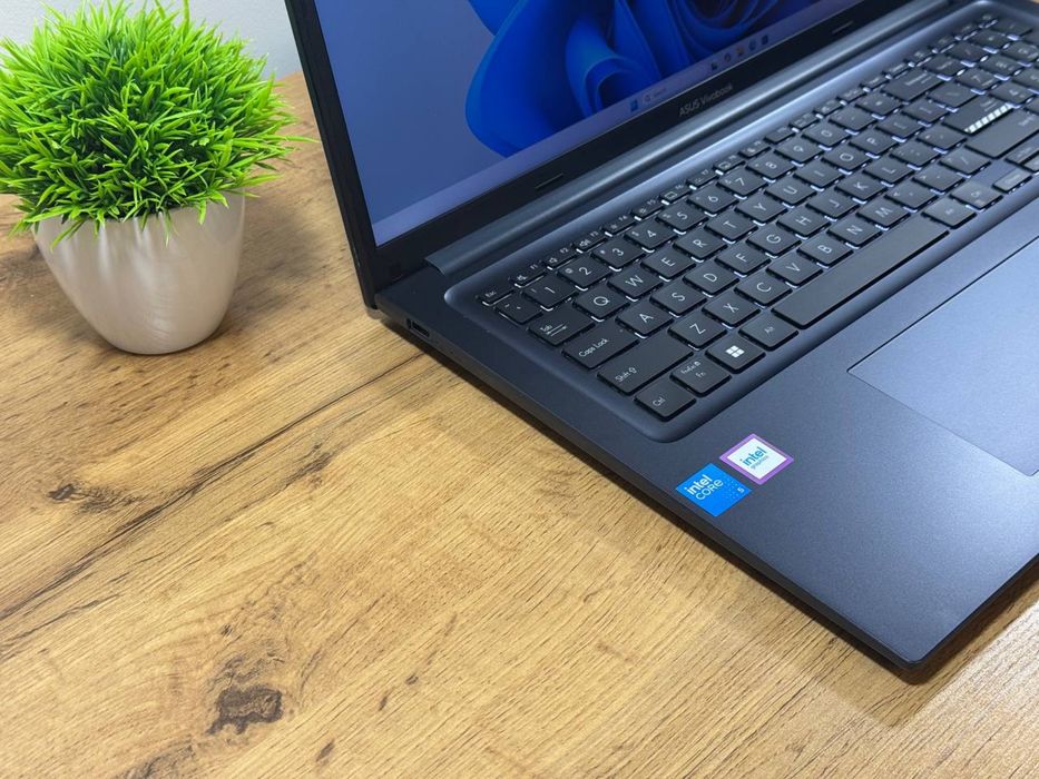 Срочно ! Asus vivobook 17 core 5 Trading IT dasturlash bugalteriya