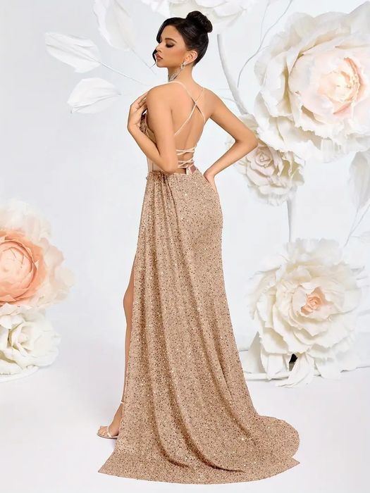 Платье для вечеринки с открытой спиной и пайетками