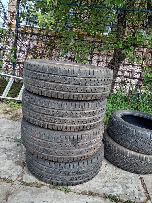 Set 4 bucăți 215 65 R16C jante Renault trafic