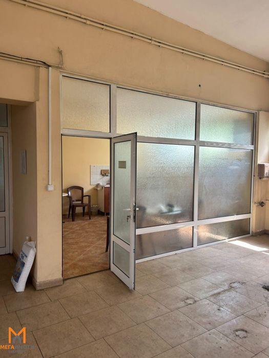 Дава под наем гр. Севлиево - гр. Севлиево 1000m²