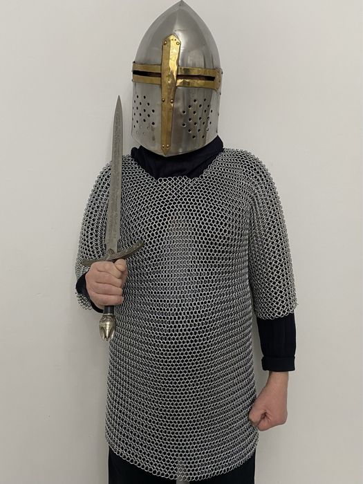 Доспехи средневекового рыцаря