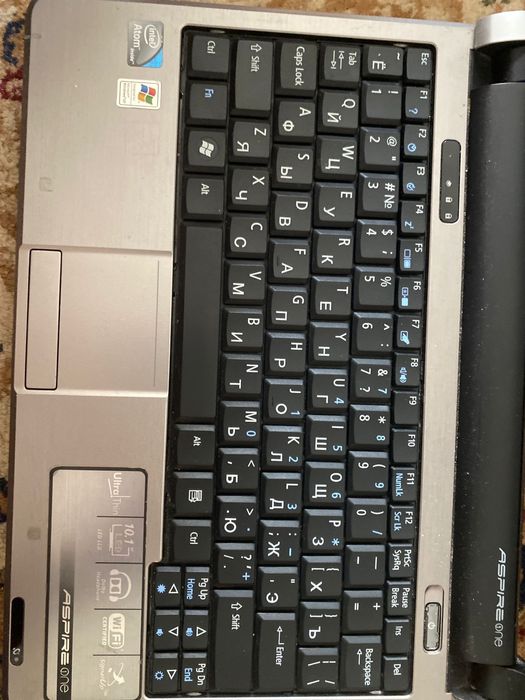 Нетбук продаю срочно