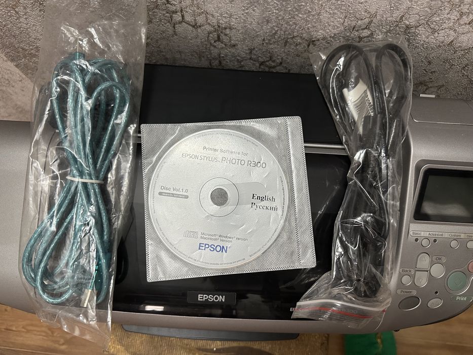 Принтер Epson Stylus Photo R300