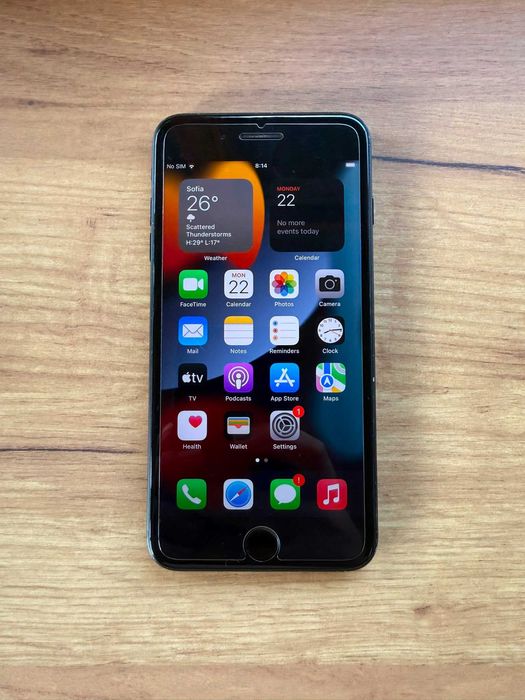 iPhone 7 Plus 32GB Black + Зарядно + Калъф