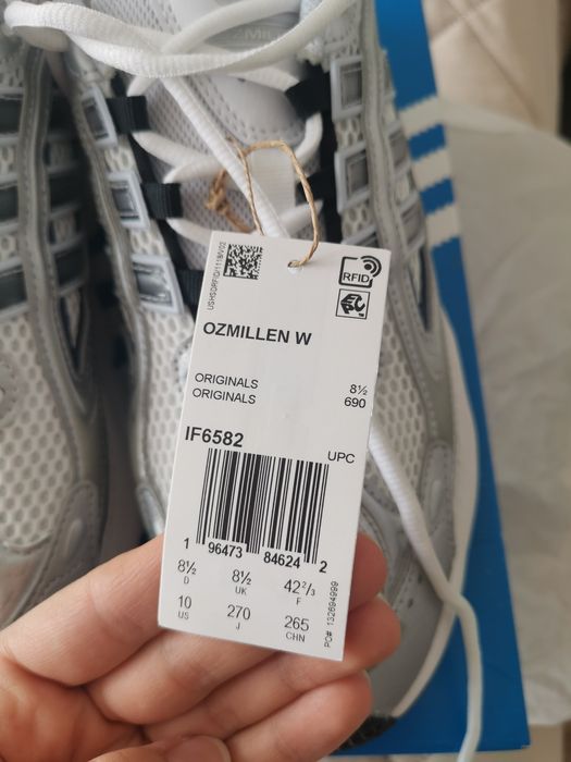 Продаю НОВЫЕ кроссовки adidas ozmillen