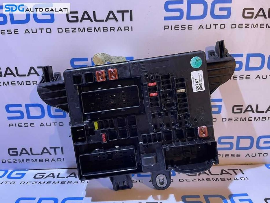 Panou Tablou Sigurante Relee Opel Insignia A 2.0 CDTI 2008 - 2017 Cod 13277321 [LR0400]