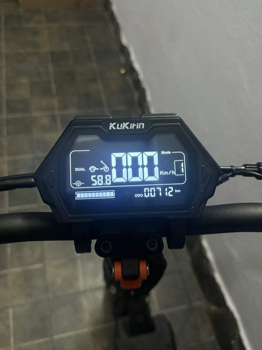 De vînzare trotinetă electrică kukirin g2 master