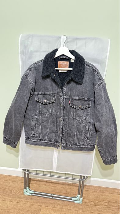 Джинсовая куртка. Джинсовый жакет.