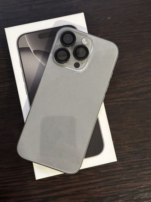 Продам iPhone 16 pro