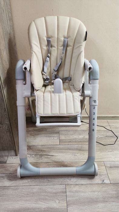 Стол за хранене Cangaroo I eat