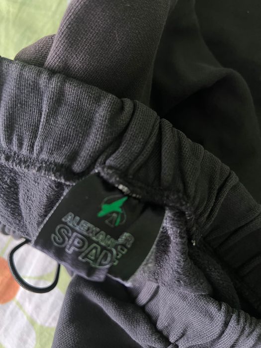 анцуг Alexander Spade