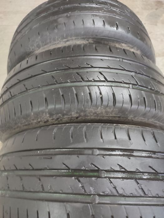 Продам пару шин 185/55/15