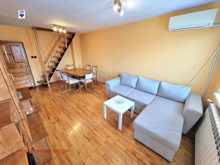 Тристаен апартамент за продажба в центъра на гр. Русе