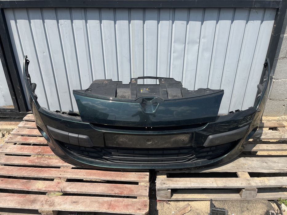 Bara față Renault Megane 3 faza 1 2010