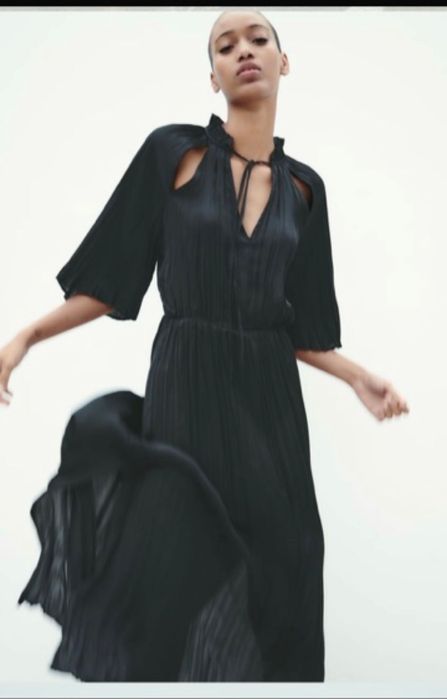 Рокли на ZARA подходящи за сезона