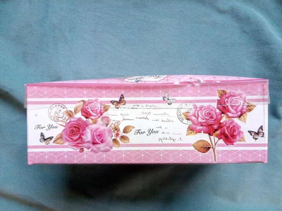 Комплект чаши с лъжички роза