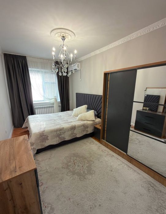 Улица: Абая четырёх комнатная Банковская Ориентир Makro Supermarket