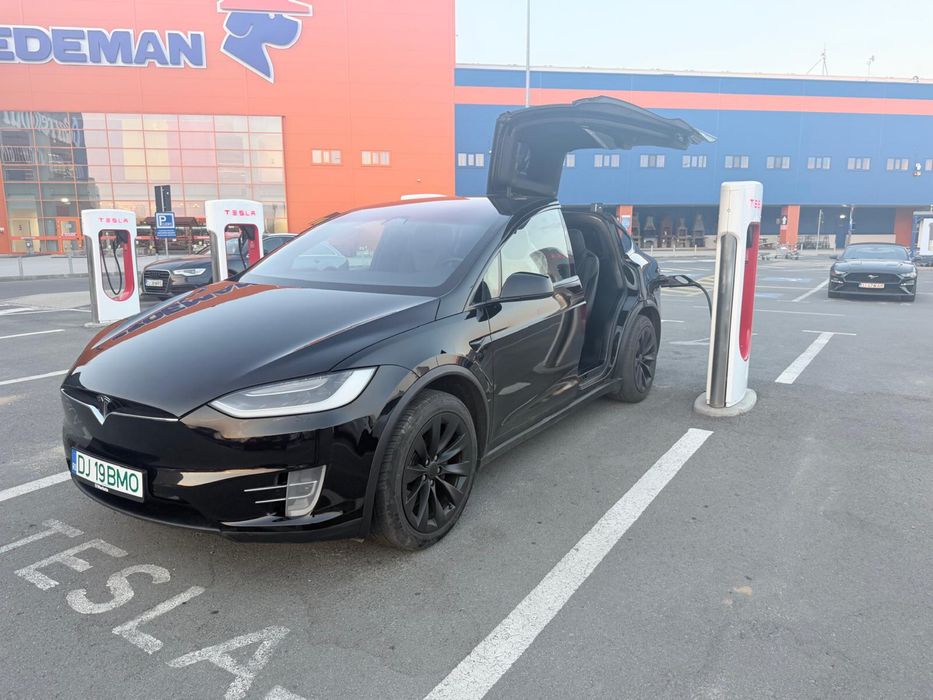 TESLA Model X 2017 — imagine 4