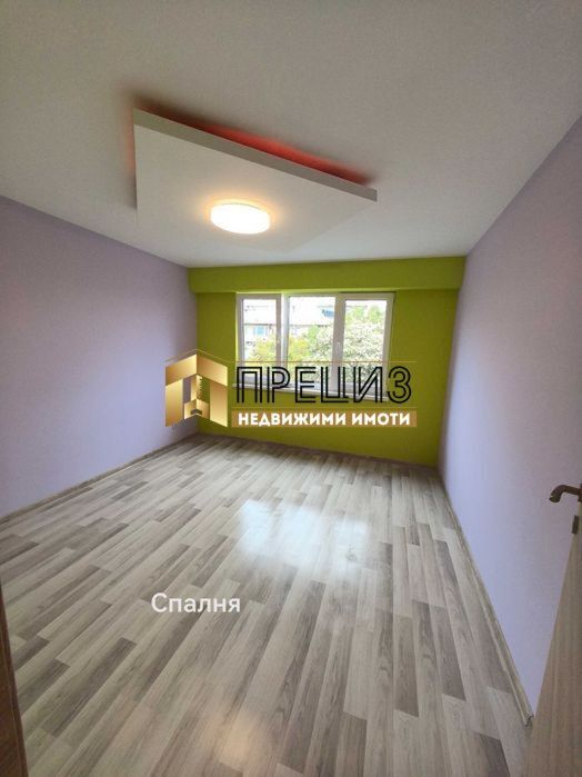 Продажба 3-стаен гр. Шумен - Добруджански 83m²