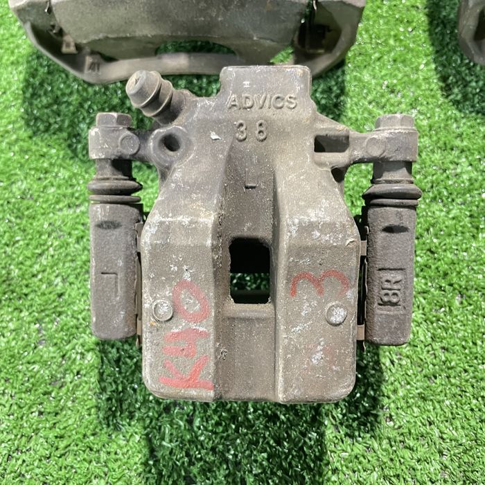 Суппорт тормозной Camry 40 / 45 Toyota