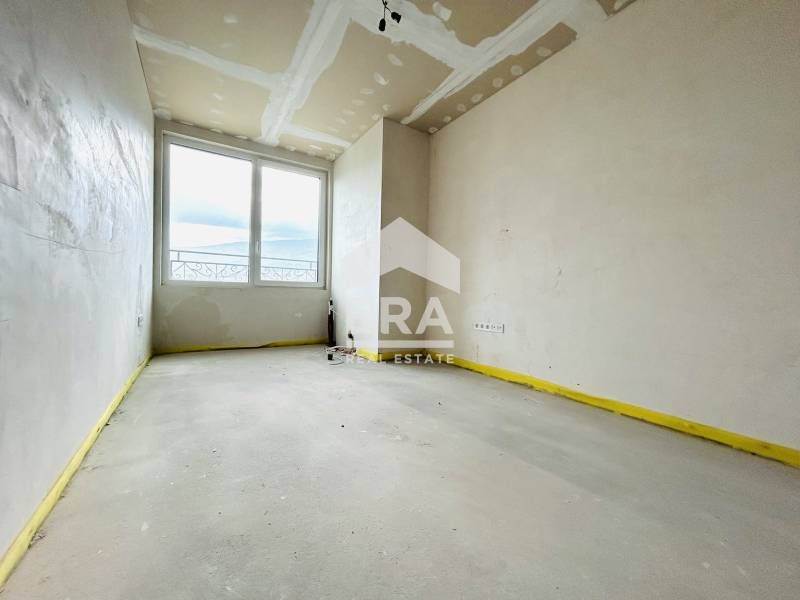 Продава се Четиристаен апартамент в София, Хладилника - 179 кв.м за 3605 €/кв.м - Снимка #4