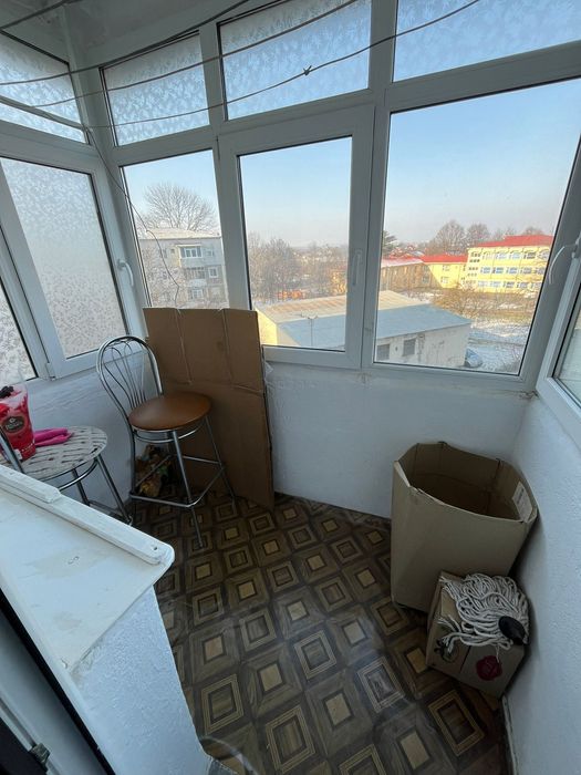 Apartament de 2 camere semidecomandat