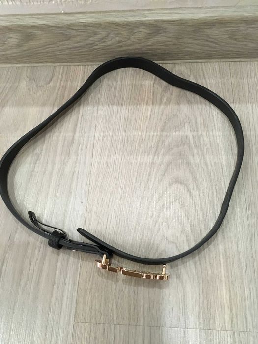 GUESS Uptown Chic / Lefia Logo-Script  дамски колан