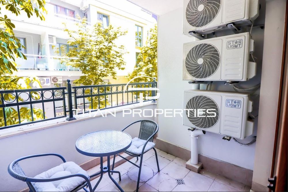 Тристаен апартамент, под наем, Център