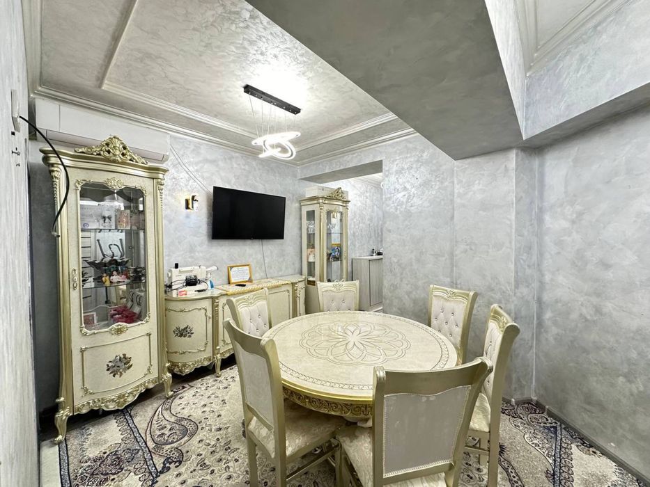 SILK ROAD на: улица Сайрам МирзоУлугбекский район,