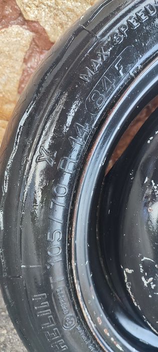 Rezervă Audi și jantă remorcuță