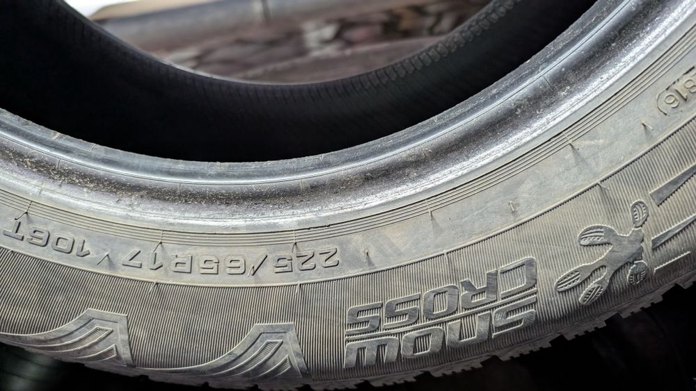 Одно колесо cordiant snow cross и пара