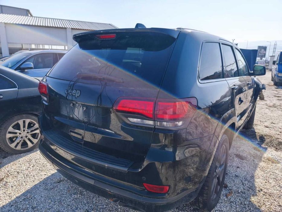 Продавам Jeep Grand Cherokee 3.0 CRDI НА ЧАСТИ !!
