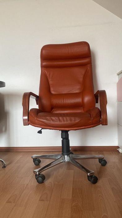 Продается кресло