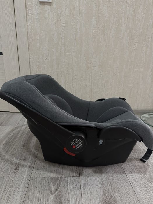 Автолюлька автокресло