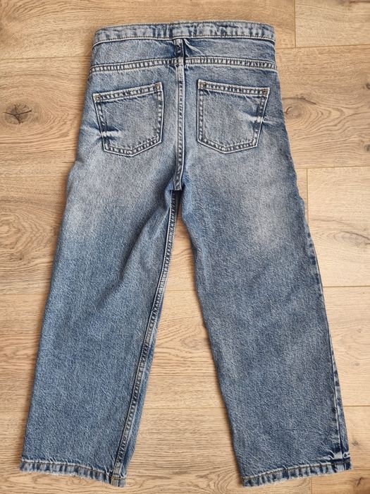 Джинсы  Reserved  на девочку