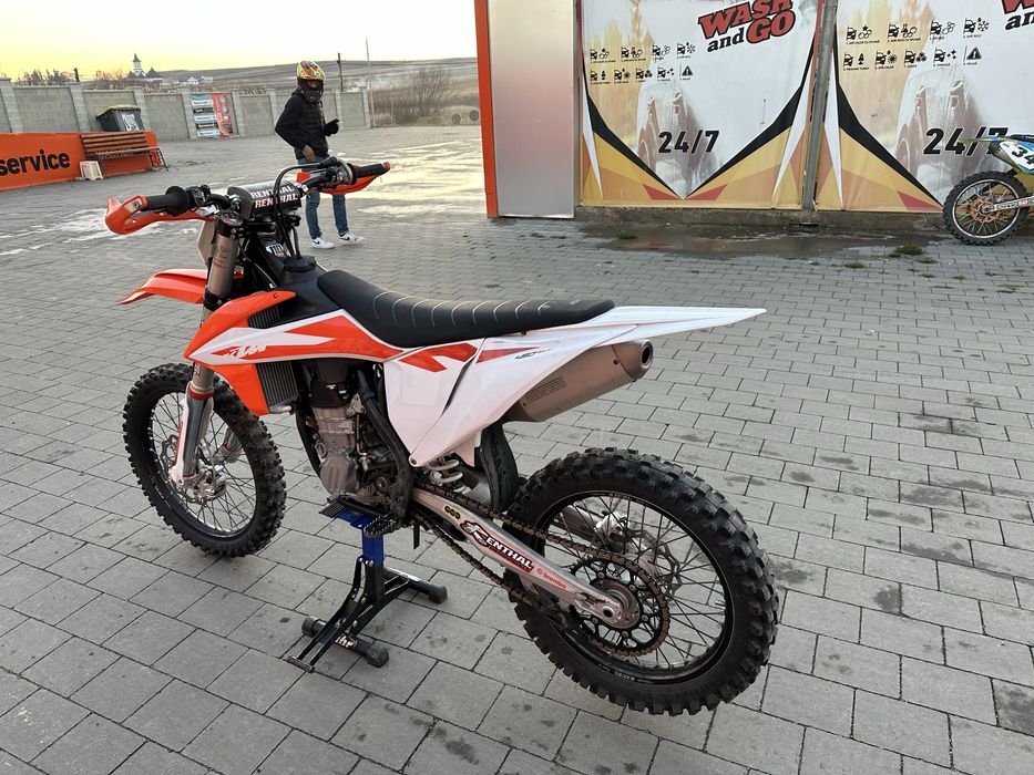 Ktm sx-f450 2020.