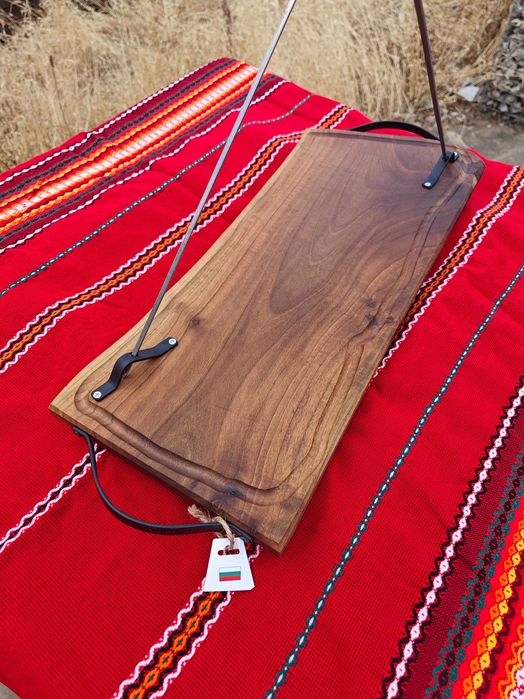 Масивна орехова дъска със шишове