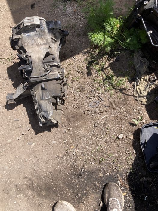 Пасат б 5.5 1.9 TDi 101 кс на части