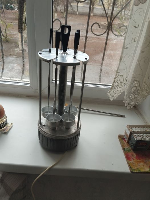 Электрошашлычница