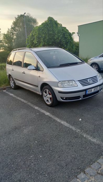 VW Sharan 1.9 2005 Цената е в ЕВРО  РЕГИСТРИРАНА