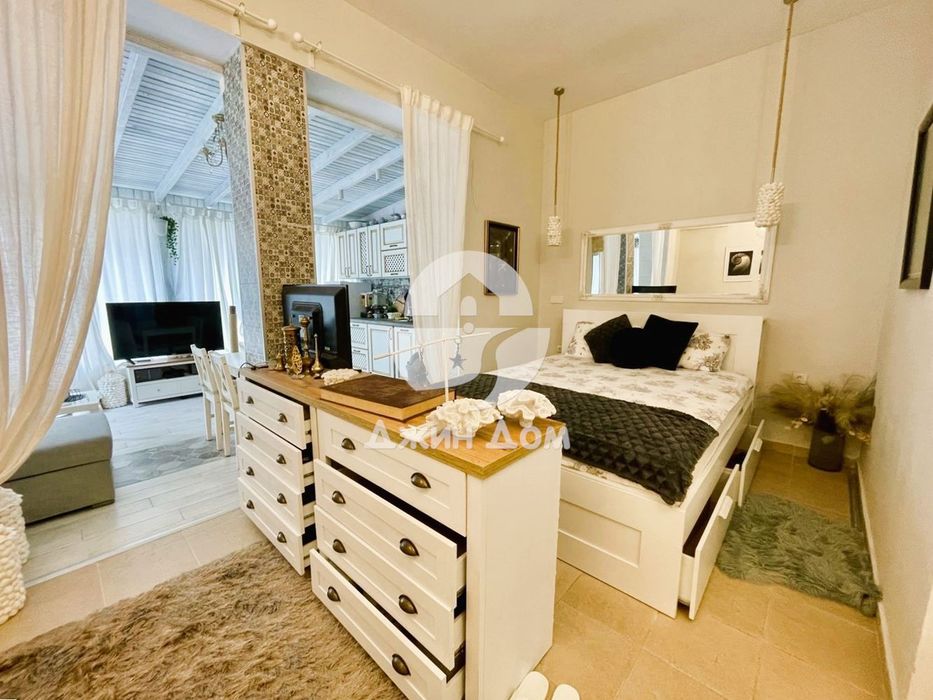 Продава се Четиристаен апартамент в к.к. Слънчев бряг - 135 кв.м за 1000 €/кв.м - Снимка #4