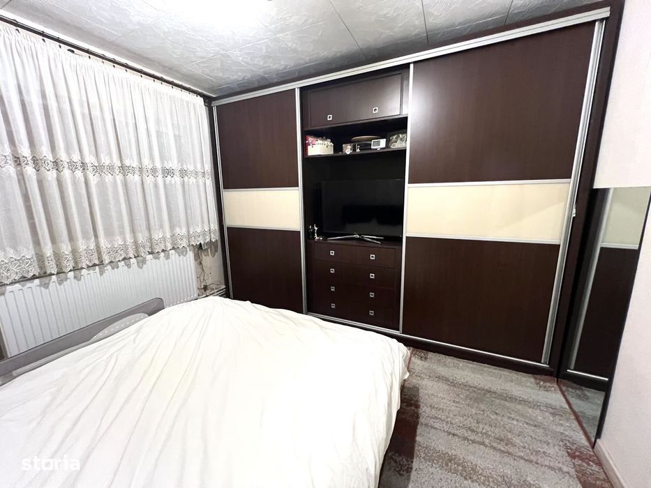 Apartament 2 cam decomandat Rahova centrală proprie, parter, bloc 1985