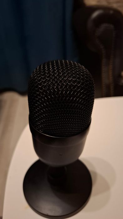 Microfon Razer seiren mini