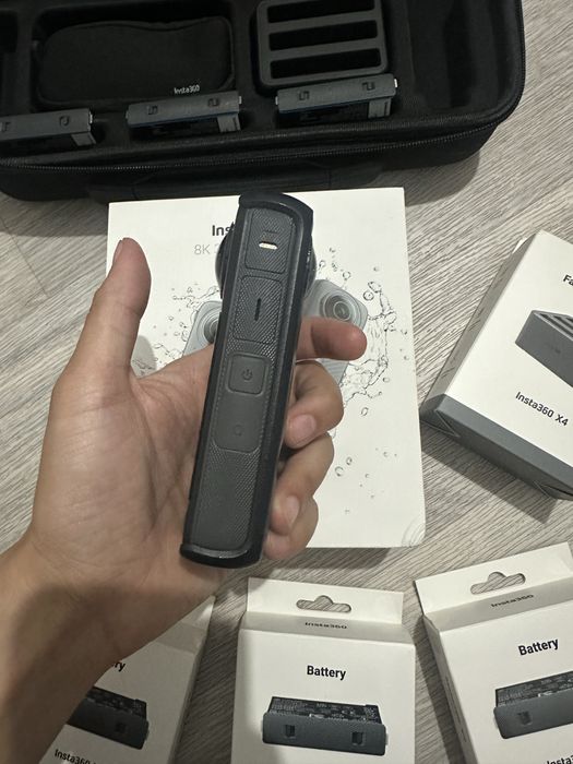 insta360 X4 комбо
