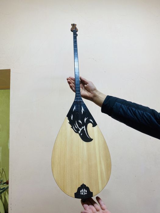 Домбыра ручная работа