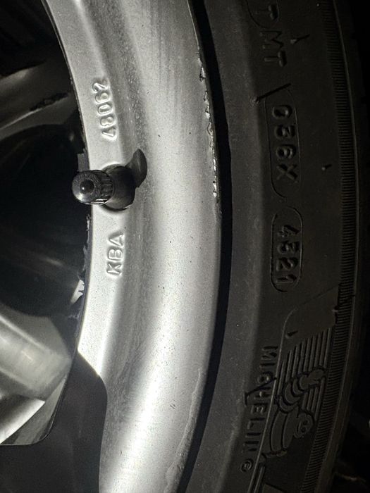 Продавам джанти 8x18J BMW с летни гуми 4бр