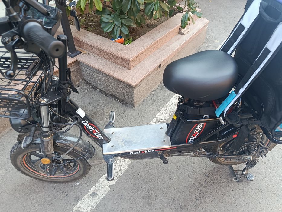 Dashrider elektrovelosipedi sotiladi ikkita akumlator bilan narxi 7.5