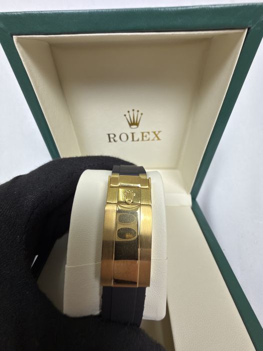 Rolex Yacht-Master 40mm Yellow Gold Ceramic Bezel